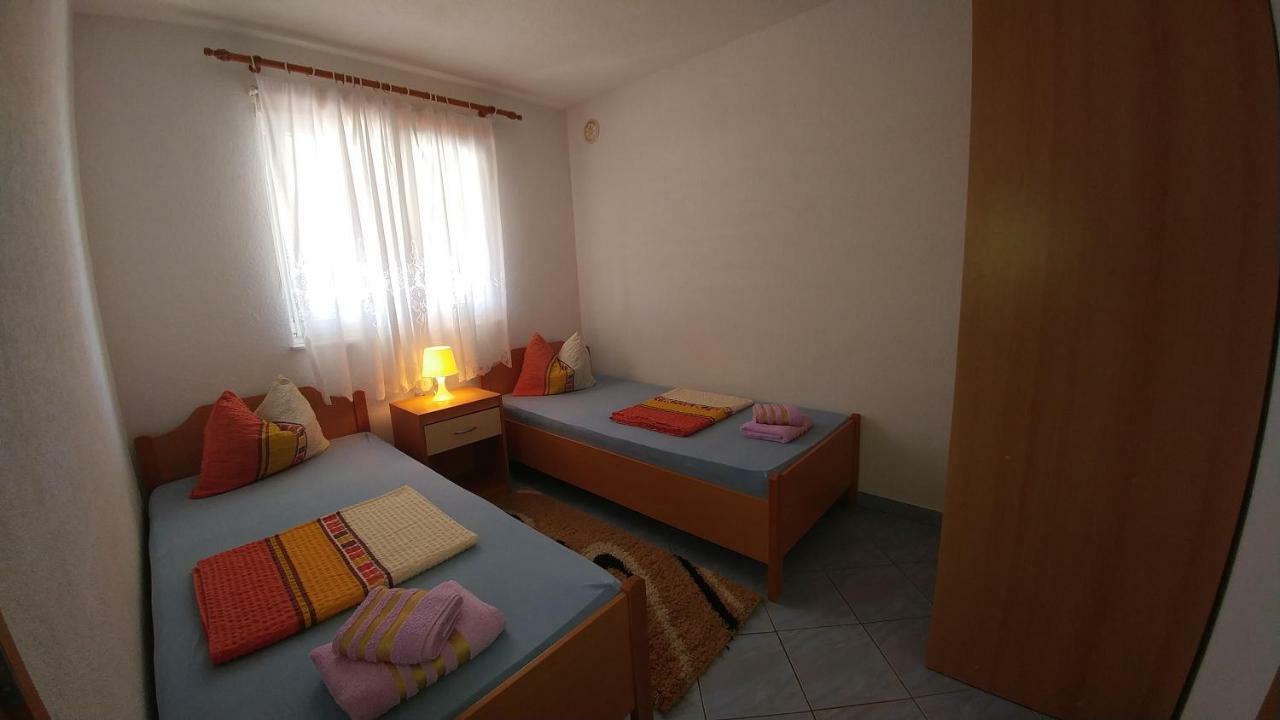 Apartments Ayla วีร์ ภายนอก รูปภาพ